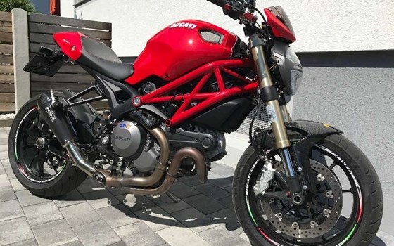 Gebrauchtmotorrad Ducati Monster 1100 Evo - Bild 2 Gebrauchtmotorrad Ducati Monster 1100 Evo - Bild 2