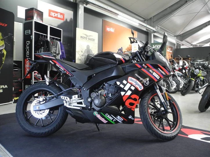 Angebot Aprilia RS 125 Replica Bild 6: Angebot Aprilia RS 125 Replica
