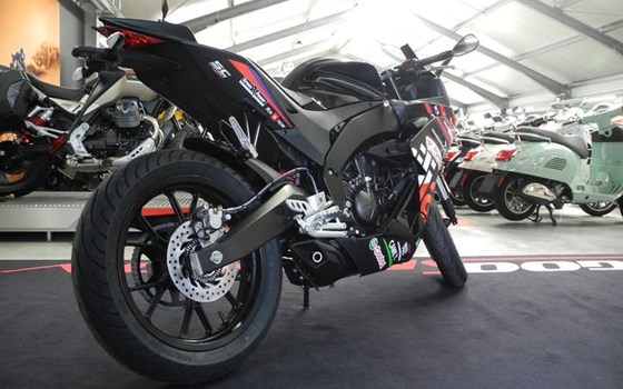 Neufahrzeug Aprilia RS 125 Replica - Bild 7