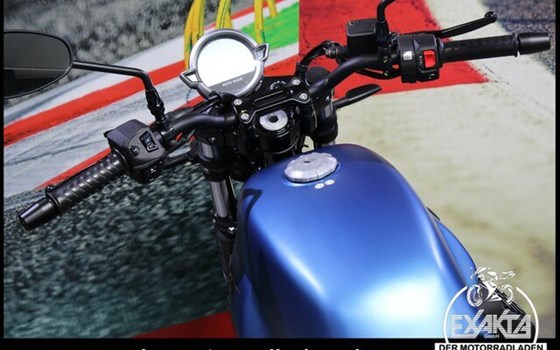 Neufahrzeug Moto Guzzi V7 Stone - Bild 11