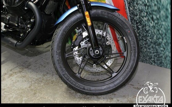 Neufahrzeug Moto Guzzi V7 Stone - Bild 21