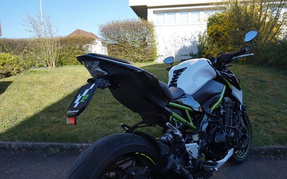 Motorrad Occasion Kawasaki Z900 - Bild 6