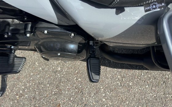 Gebrauchtmotorrad Harley-Davidson CVO Street Glide FLHXSE - Bild 14