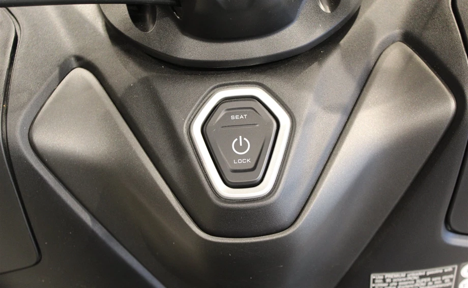 Angebot Yamaha TMAX Tech MAX Bild 14: Angebot Yamaha TMAX Tech MAX