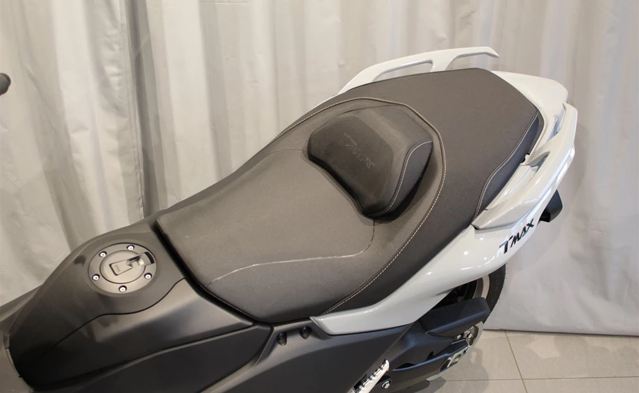 Angebot Yamaha TMAX Tech MAX Bild 7: Angebot Yamaha TMAX Tech MAX