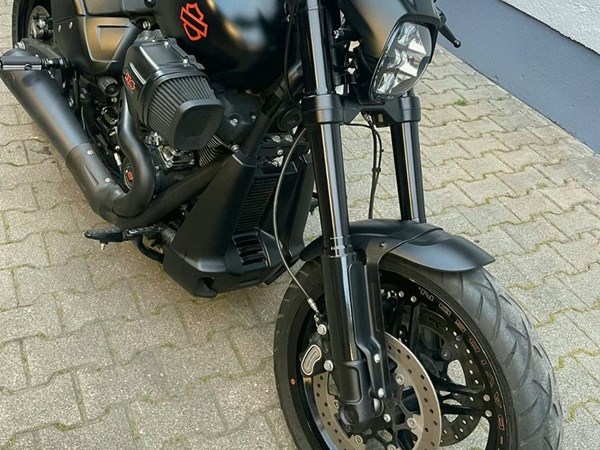 Gebrauchtmotorrad Harley-Davidson Softail FXDR 114 FXDRS