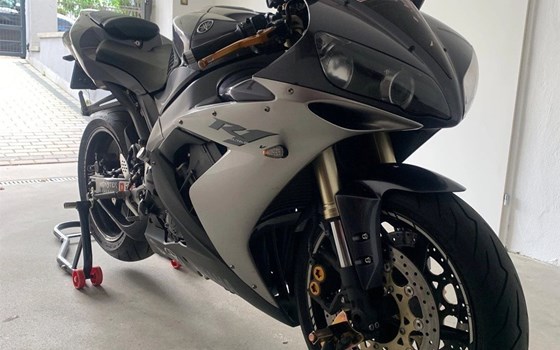 Gebrauchtmotorrad Yamaha R1 - Bild 4