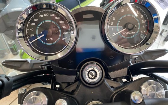 Gebrauchtmotorrad Kawasaki Z650 RS - Bild 2