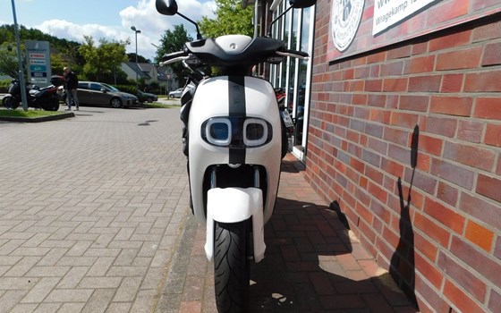 Gebrauchtmotorrad Yamaha NEO's - Bild 3