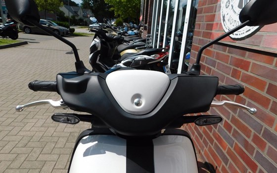 Gebrauchtmotorrad Yamaha NEO's - Bild 6