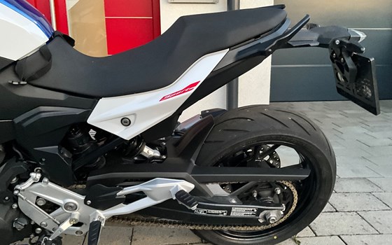 Gebrauchtmotorrad BMW F 900 R - Bild 4 Gebrauchtmotorrad BMW F 900 R - Bild 4
