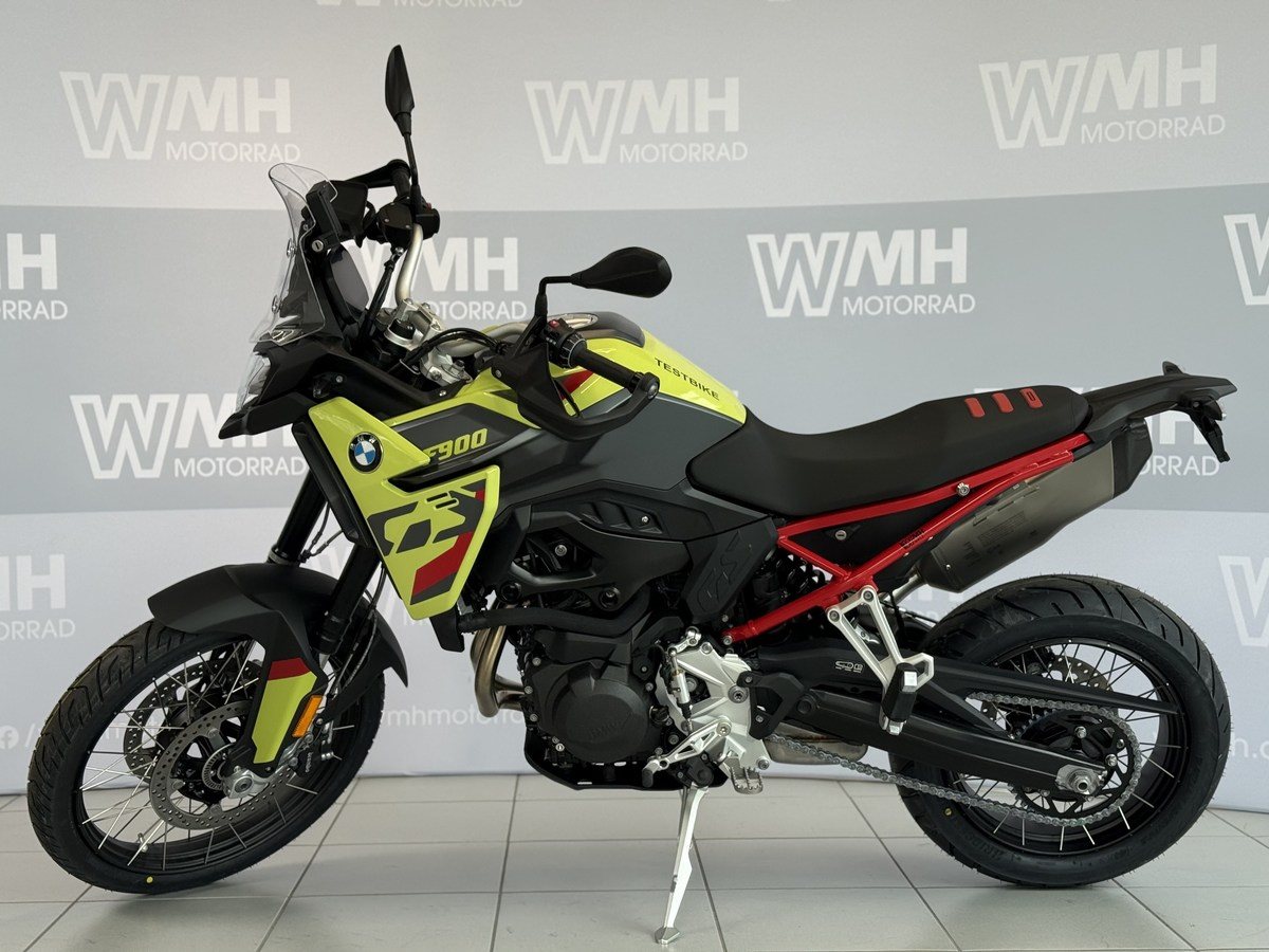 BMW F 900 GS 