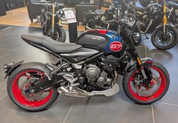 Neumotorrad Triumph Trident 660 Triple Tribute