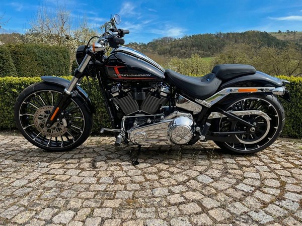 Gebrauchtmotorrad Harley-Davidson Softail Breakout 117