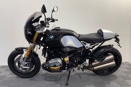 BMW R nineT