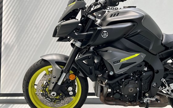 Gebrauchtmotorrad Yamaha MT-10 - Bild 8