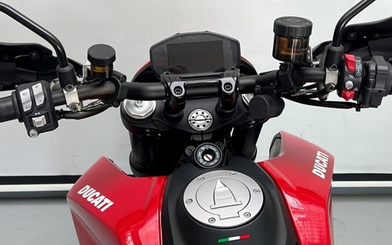 Gebrauchtmotorrad Ducati Hypermotard 950 - Bild 10
