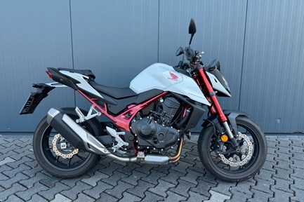 Honda CB750 Hornet