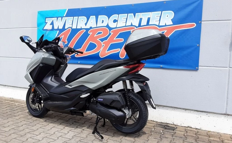 Offer Honda Forza 125 Bild 2: Offer Honda Forza 125