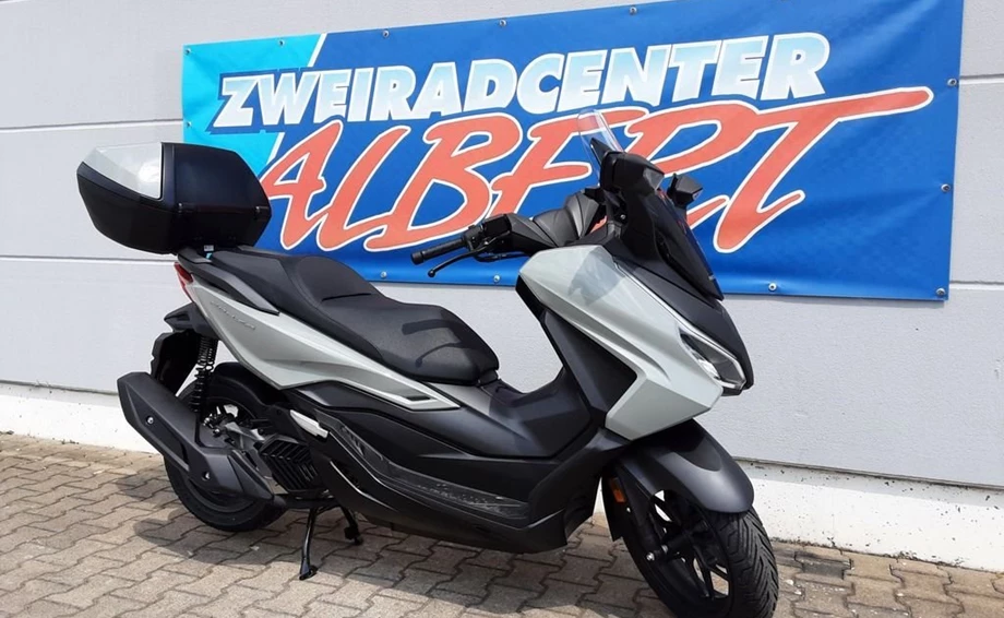 Offer Honda Forza 125 Bild 5: Offer Honda Forza 125