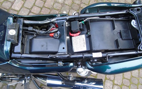 Gebrauchtmotorrad Honda CB 750 Sevenfifty - Bild 5 Gebrauchtmotorrad Honda CB 750 Sevenfifty - Bild 5
