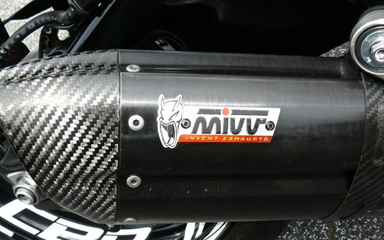 Gebrauchtmotorrad Honda CBR1000RR Fireblade - Bild 6