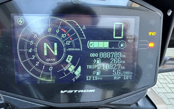 Gebrauchtmotorrad Suzuki V-Strom 1050 - Bild 9