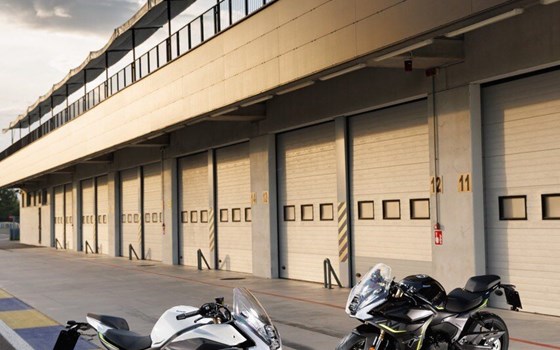 Neufahrzeug Benelli Tornado 550 - Bild 5