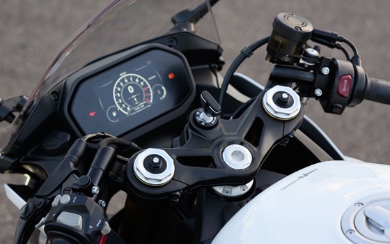 Neufahrzeug Benelli Tornado 550 - Bild 9