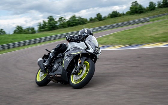 Neufahrzeug Benelli Tornado 550 - Bild 4