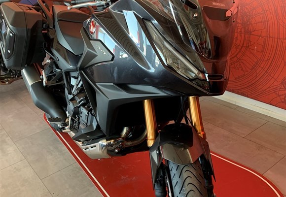Honda NT1100 DCT Electronic Suspension