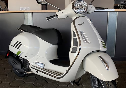 Vespa GTS 125 Super Tech