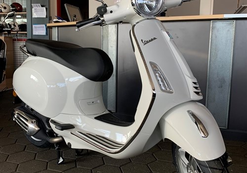 Vespa GTS 125 Super