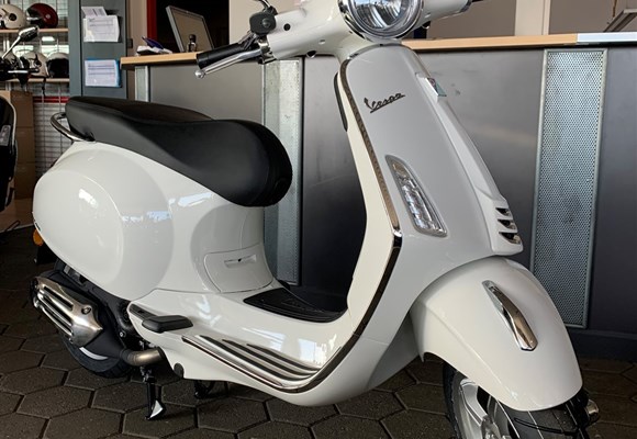 Vespa GTS 125 Super