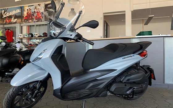 Neufahrzeug Piaggio Beverly 400 S - Bild 2 Neufahrzeug Piaggio Beverly 400 S - Bild 2