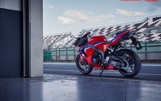 Neufahrzeug Honda CBR600RR - Bild 9 Neufahrzeug Honda CBR600RR - Bild 9
