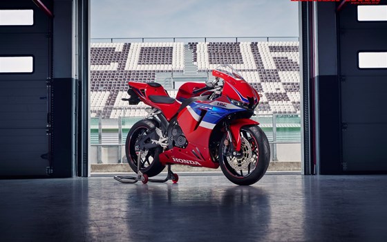 Neufahrzeug Honda CBR600RR - Bild 10 Neufahrzeug Honda CBR600RR - Bild 10