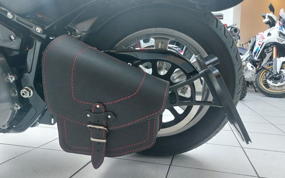 Gebrauchtmotorrad Harley-Davidson Softail Street Bob FXBB - Bild 6