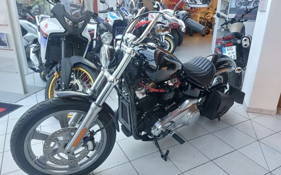 Gebrauchtmotorrad Harley-Davidson Softail Street Bob FXBB - Bild 8