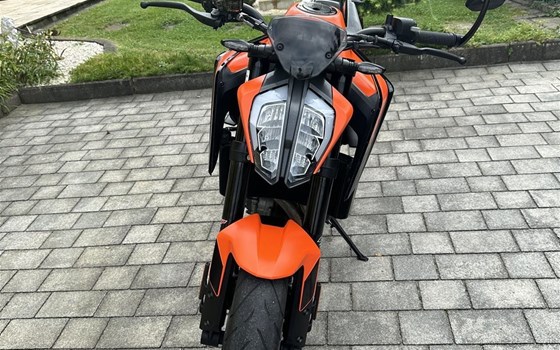 Gebrauchtmotorrad KTM 890 Duke - Bild 2 Gebrauchtmotorrad KTM 890 Duke - Bild 2