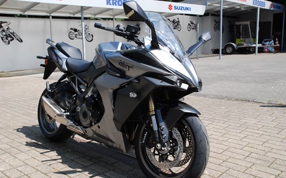 Gebrauchtmotorrad Suzuki GSX-S1000GT - Bild 2