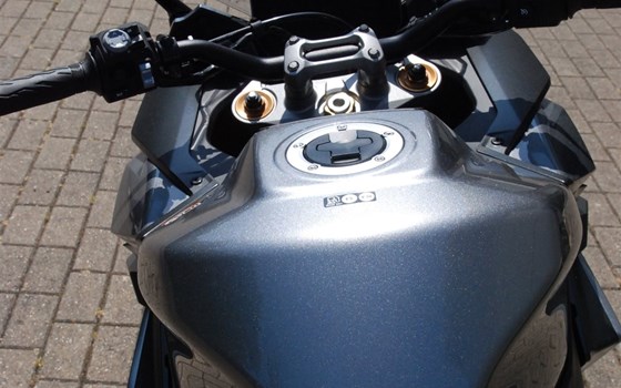 Gebrauchtmotorrad Suzuki GSX-S1000GT - Bild 6