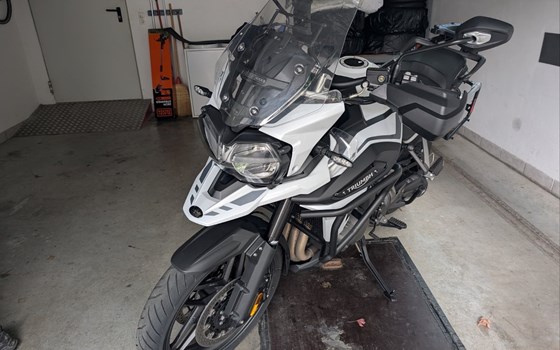 Gebrauchtmotorrad Triumph Tiger 1200 Alpine Edition - Bild 9 Gebrauchtmotorrad Triumph Tiger 1200 Alpine Edition - Bild 9