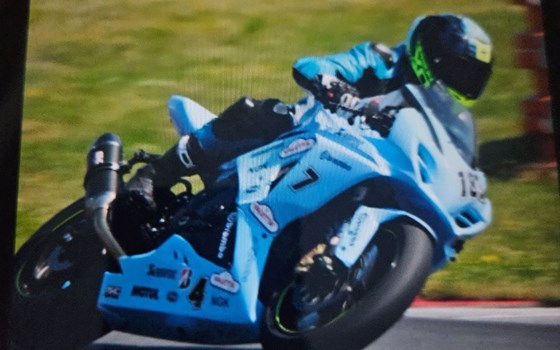 Gebrauchtmotorrad Suzuki GSX-R 1000 - Bild 1