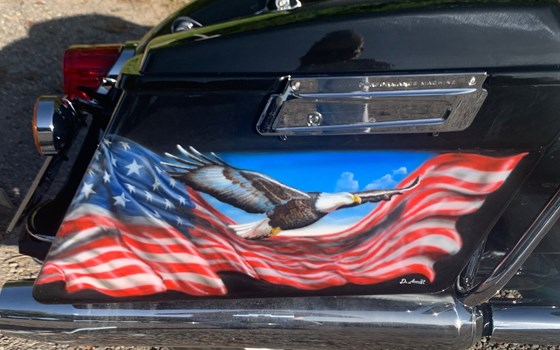 Gebrauchtmotorrad Harley-Davidson Road King Classic FLHRC - Bild 3