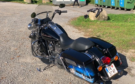 Gebrauchtmotorrad Harley-Davidson Road King Classic FLHRC - Bild 6