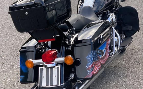 Gebrauchtmotorrad Harley-Davidson Road King Classic FLHRC - Bild 9