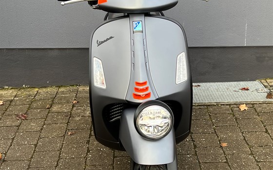 Neufahrzeug Vespa GTV 310 - Bild 3