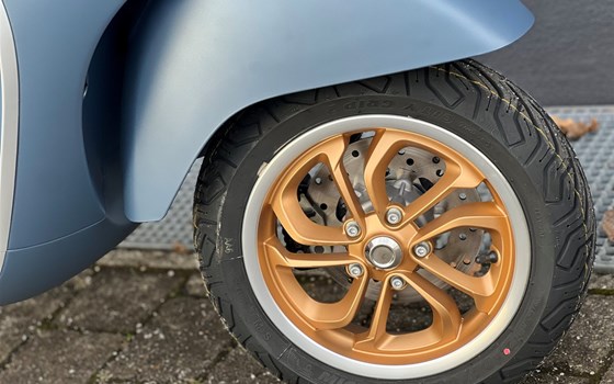 Neufahrzeug Vespa GTV 310 Officina 8 - Bild 9