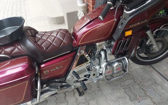 Gebrauchtmotorrad Honda GL 1100 Goldwing - Bild 8